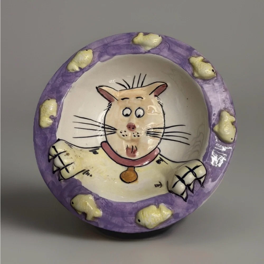 Vintage 1995 “ Eat Sleep” 3D Ceramic Pet’s Serving Bowl. Excellent Condition